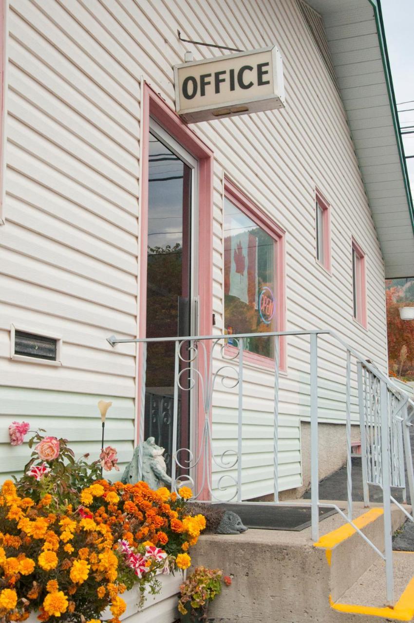 Sunset Motel Creston Extérieur photo